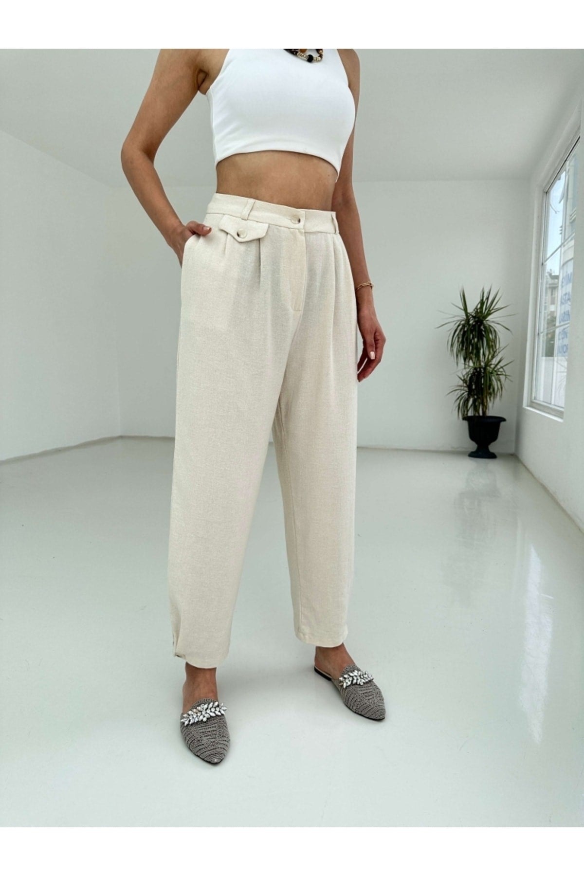 Linen Pants With Stone Leg Buttons 80050