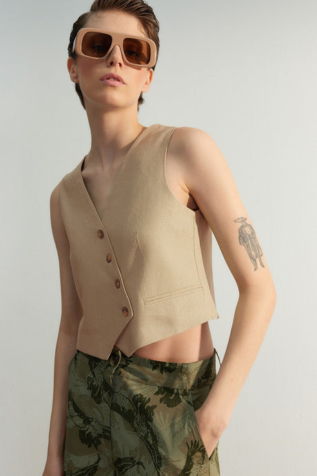 Beige Crop Fitted Button Detailed Woven Vest Twoss23ye00016