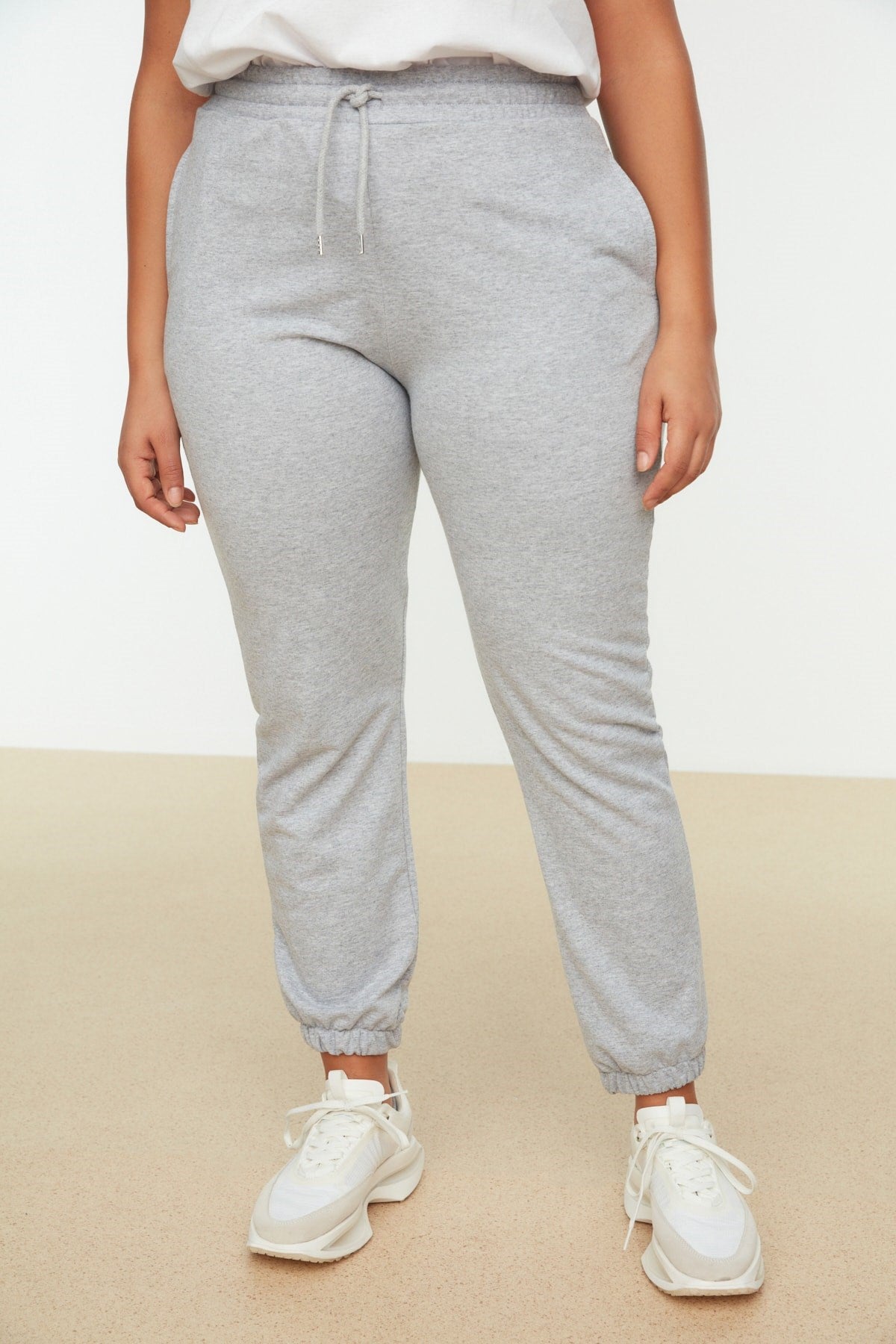 Gray Knitted Sweatpants Tbbss22ea0065