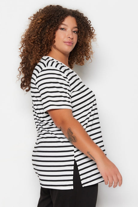 Black And White Striped Basic Knitted V Neck T-shirt Tbbss23bf00016